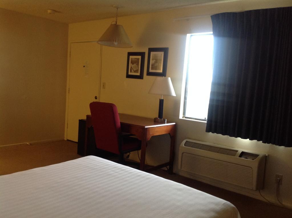 אל מונטה Eunice Plaza Motel חדר תמונה