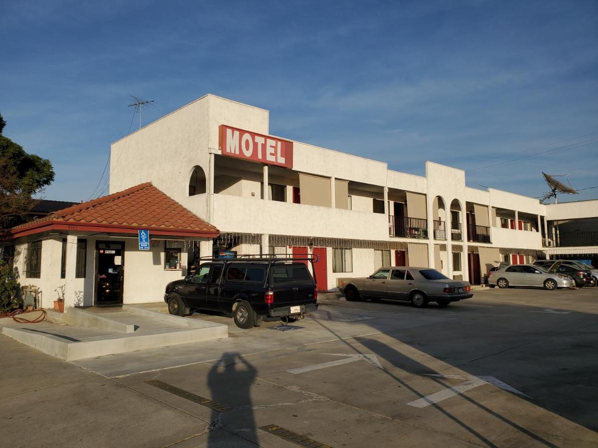 אל מונטה Eunice Plaza Motel מראה חיצוני תמונה